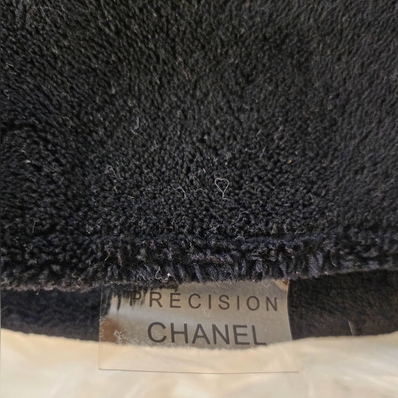 🖤 Chanel Crossbody Bag 🖤 - Picture 12 of 15